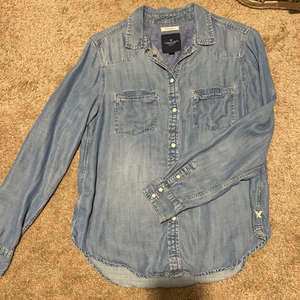 American Eagle Denim Boyfriend Fit Button Up